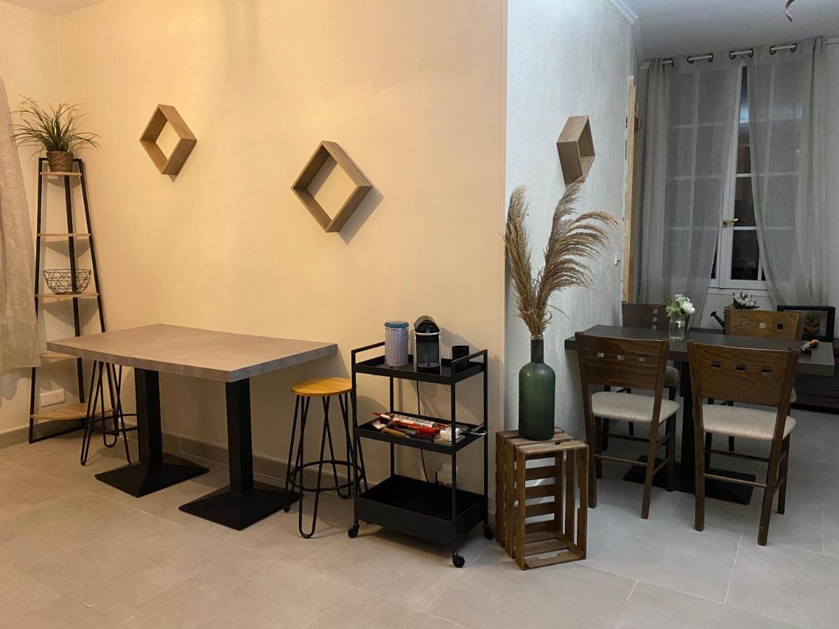Tres Grand Appartement Dans Villa A 15 Minutes De Nice Colomars Kültér fotó